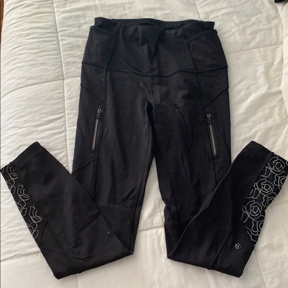 Lululemon lucent ice queen tights - Picture 5 of 7